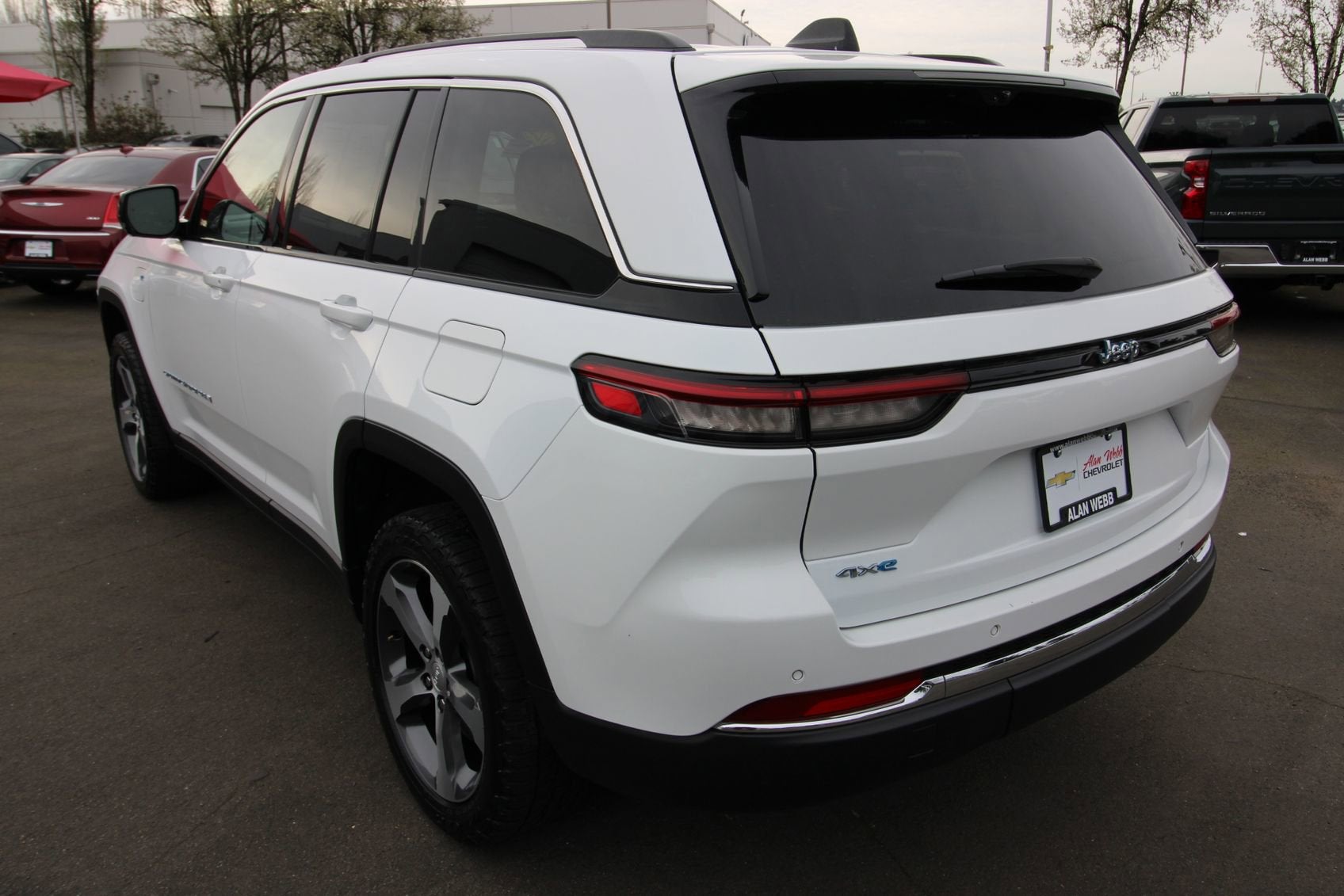 2022 Jeep Grand Cherokee 4xe BASE