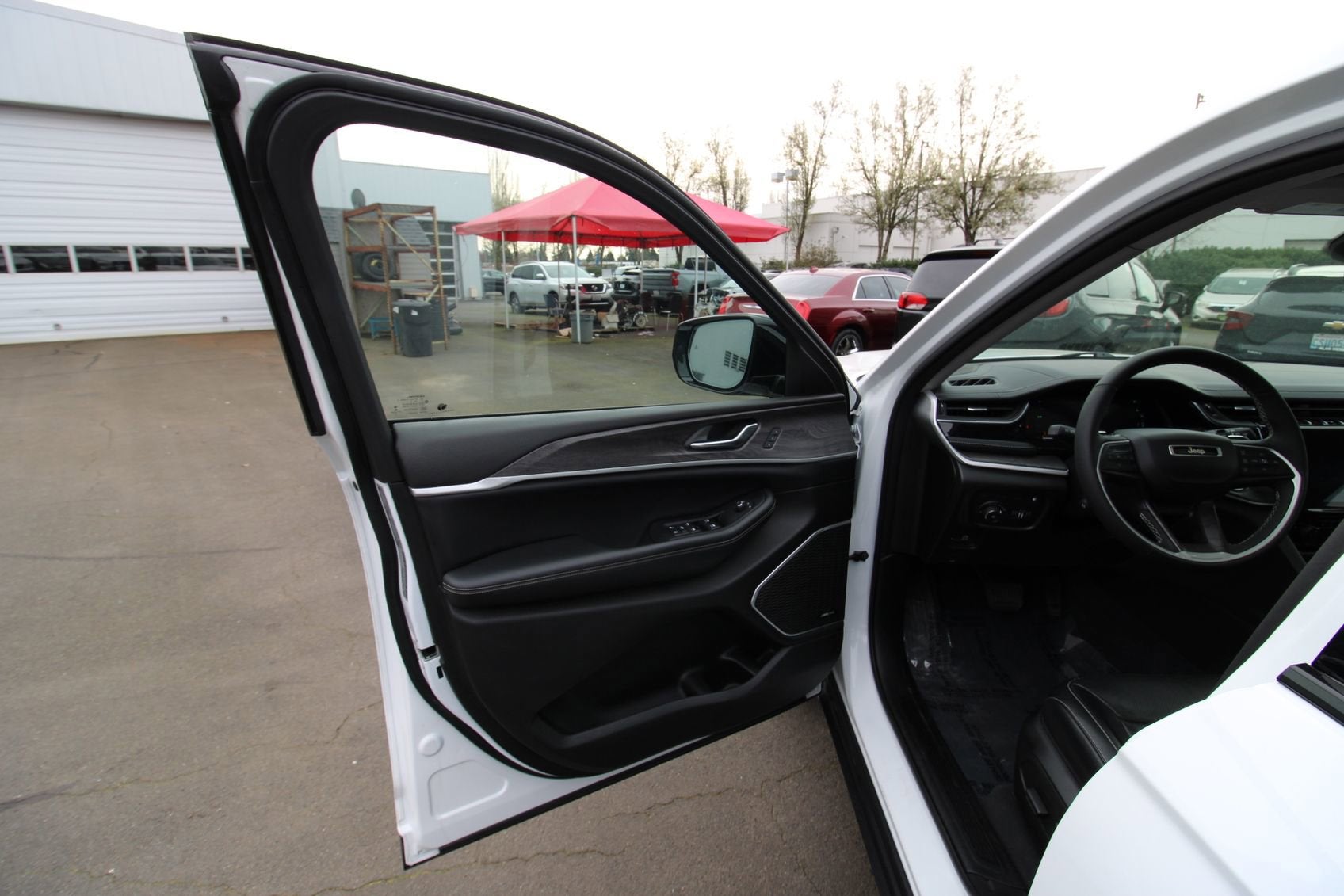 2022 Jeep Grand Cherokee 4xe BASE