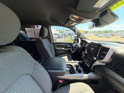 2024 RAM 1500 Big Horn Crew Cab 4x4 5'7" Box