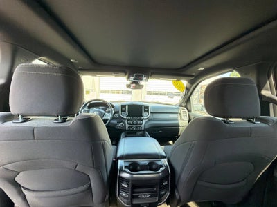 2022 RAM 1500 Big Horn Crew Cab 4x4 5'7" Box