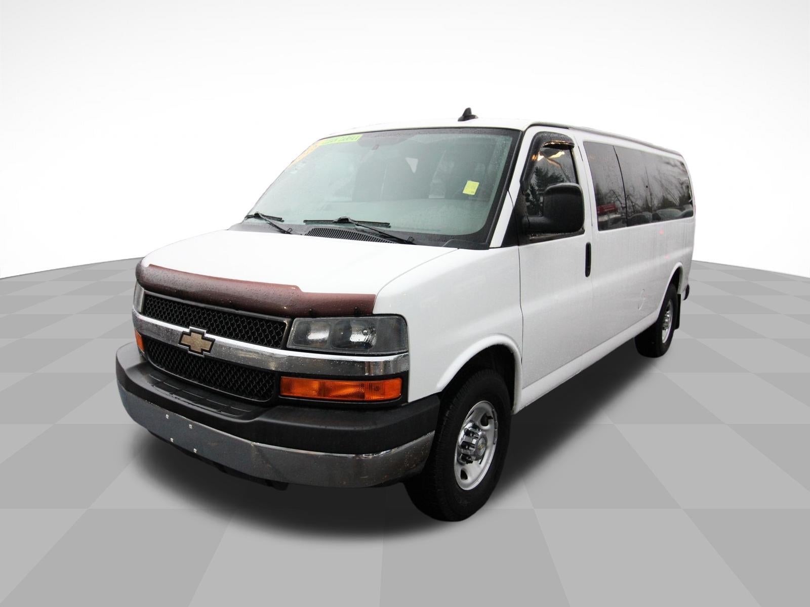 2016 Chevrolet Express Passenger 3500 LT
