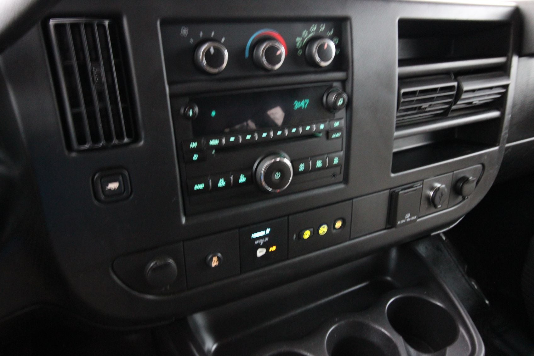 2016 Chevrolet Express Passenger 3500 LT