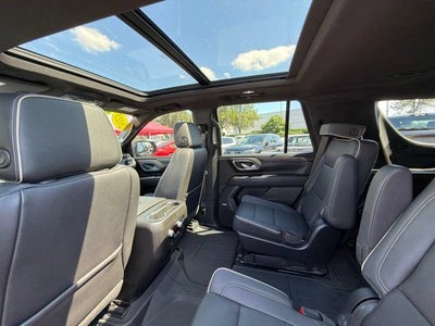 2023 GMC Yukon SLT