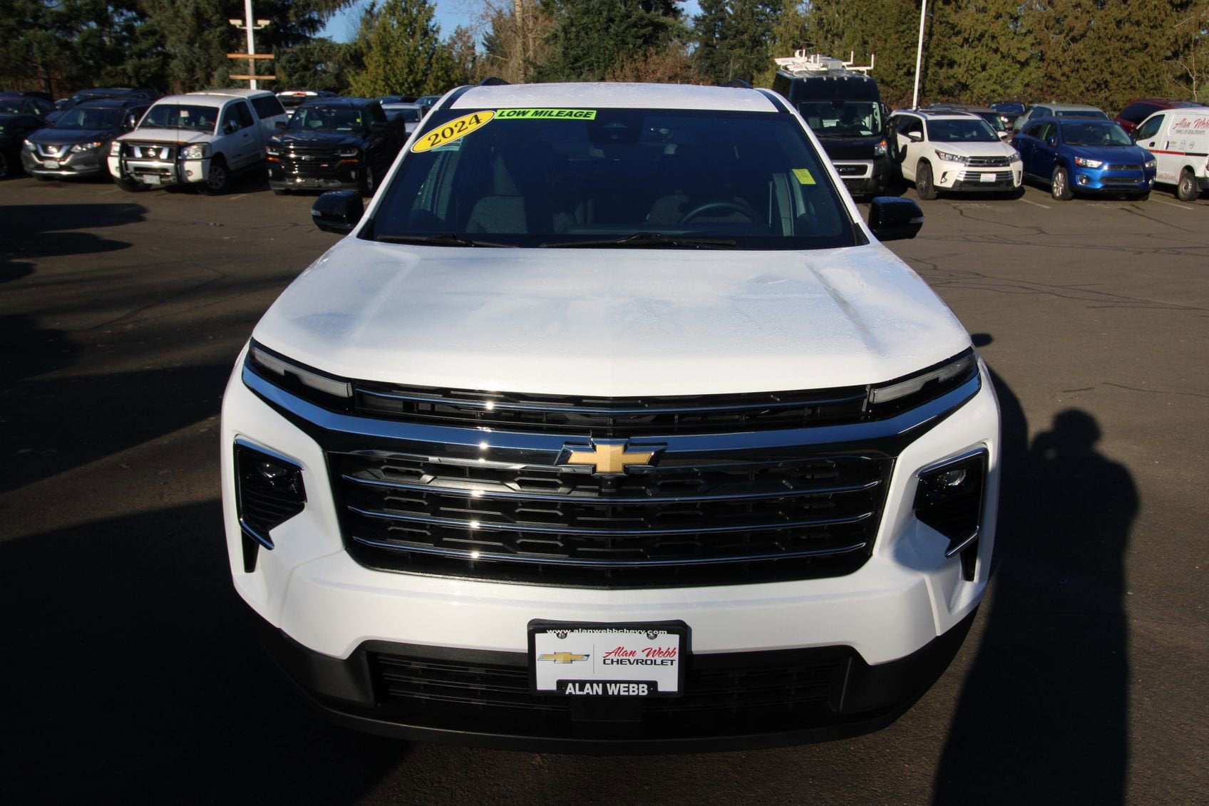 2024 Chevrolet Traverse LT