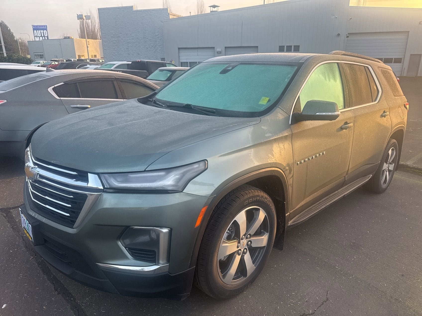 2022 Chevrolet Traverse LT Leather