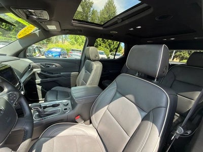 2023 Chevrolet Traverse Premier