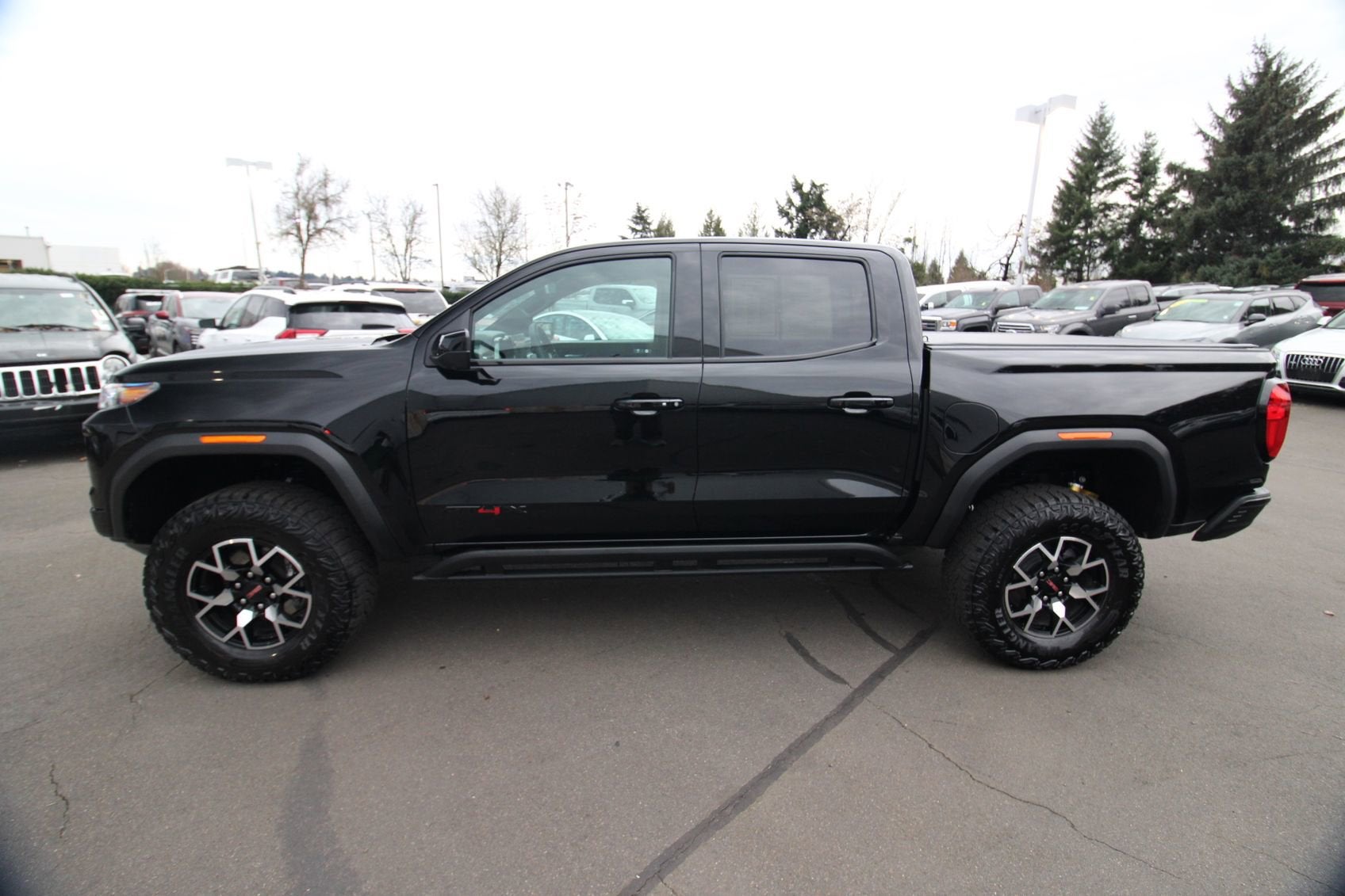 2024 GMC Canyon AT4X