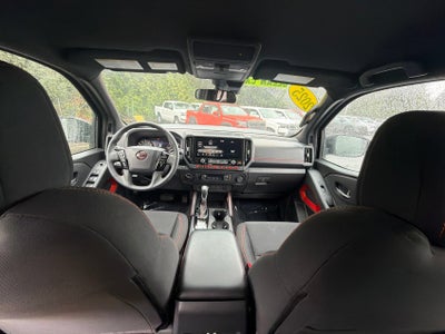 2025 Nissan Frontier Crew Cab PRO-4X 4x4