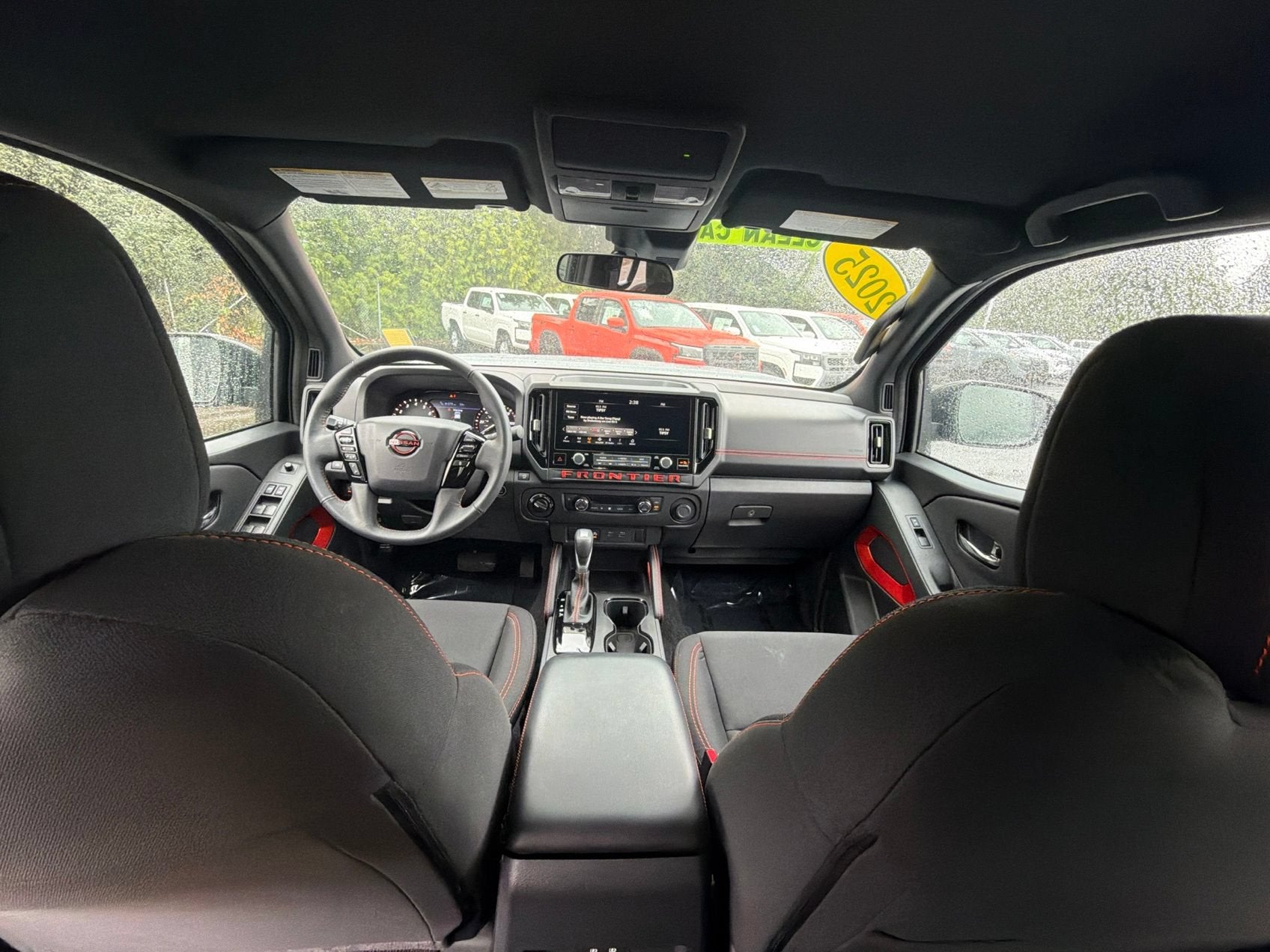 2025 Nissan Frontier Crew Cab PRO-4X 4x4