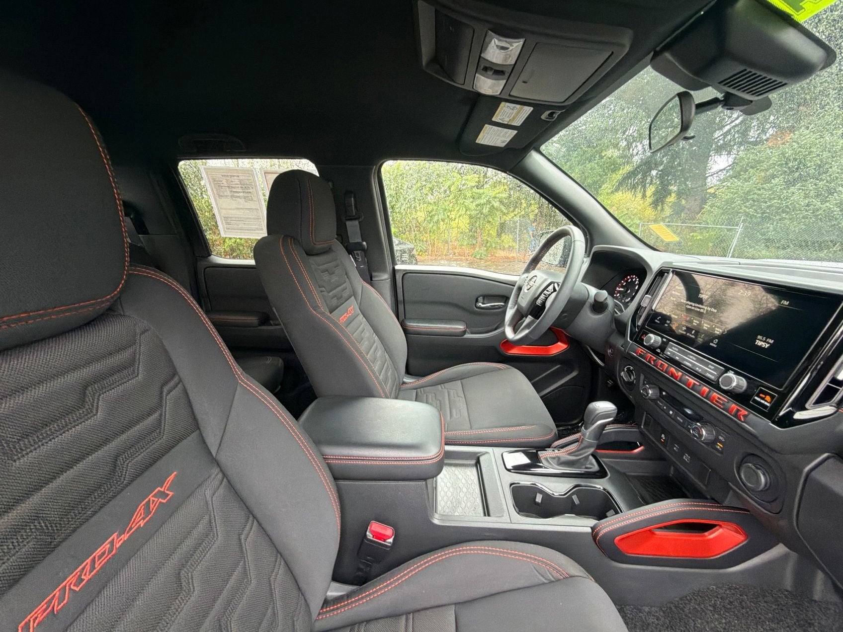 2025 Nissan Frontier Crew Cab PRO-4X 4x4