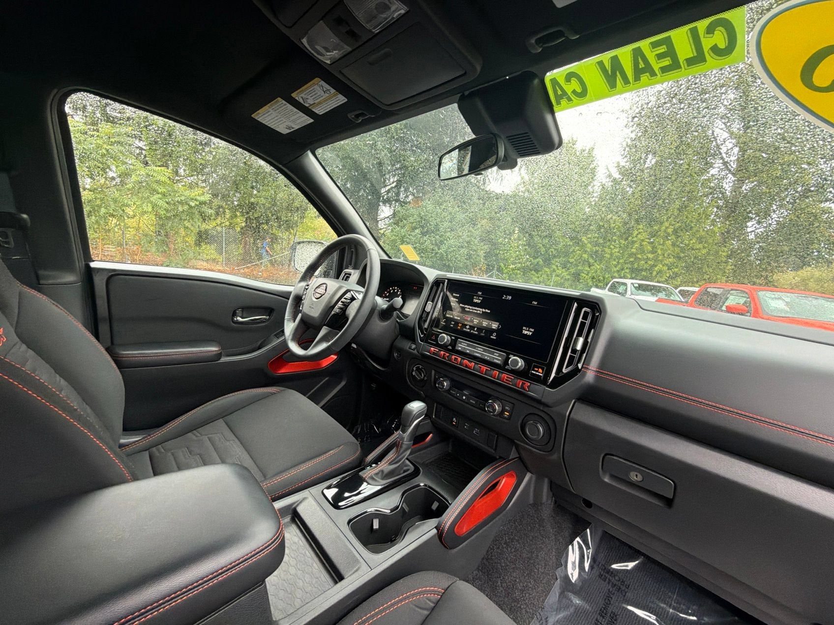 2025 Nissan Frontier Crew Cab PRO-4X 4x4