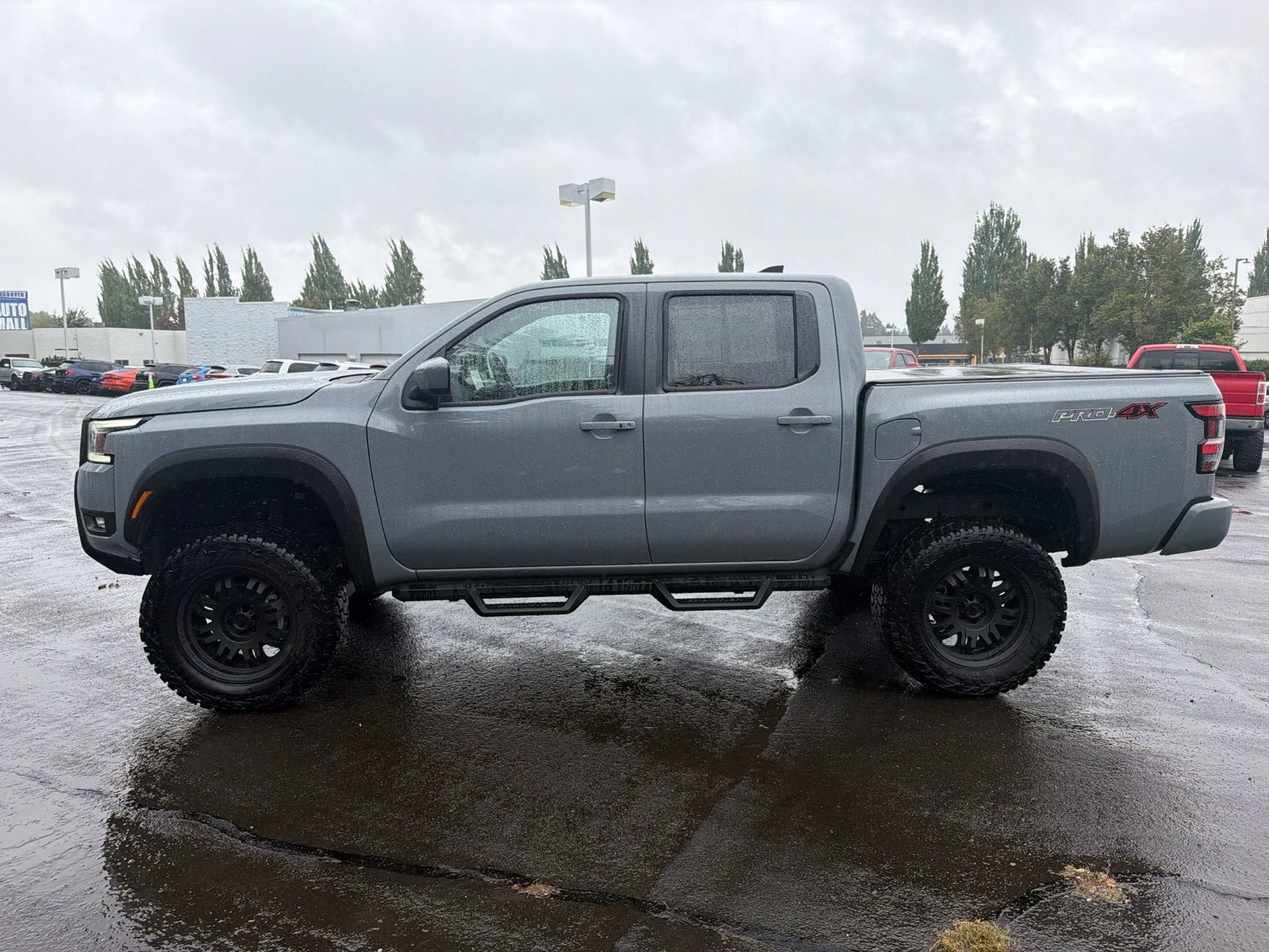 2025 Nissan Frontier Crew Cab PRO-4X 4x4