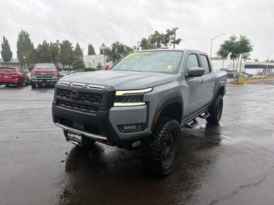 2025 Nissan Frontier Crew Cab PRO-4X 4x4
