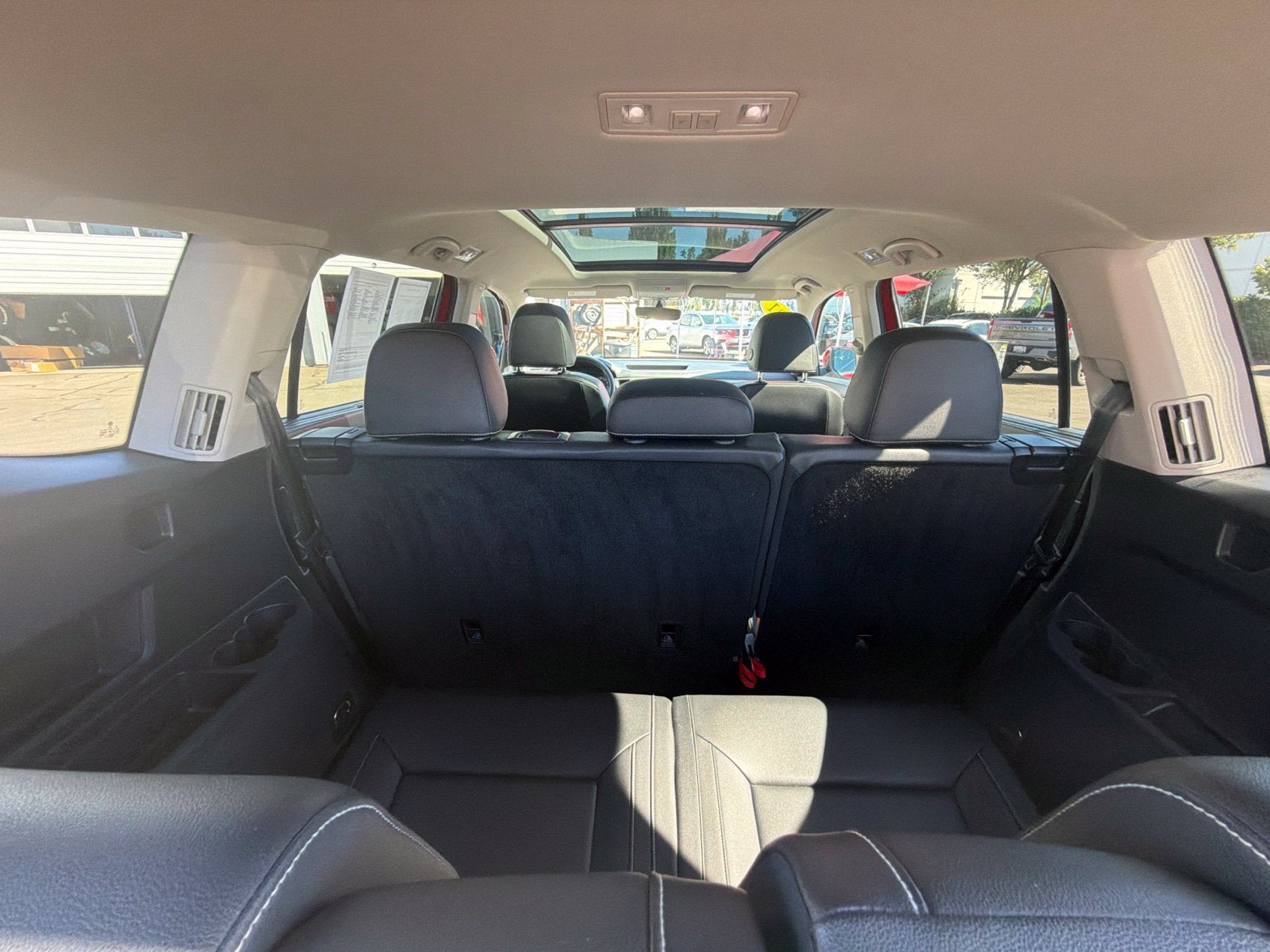 2021 Volkswagen Atlas 3.6L V6 SE w/Technology R-Line