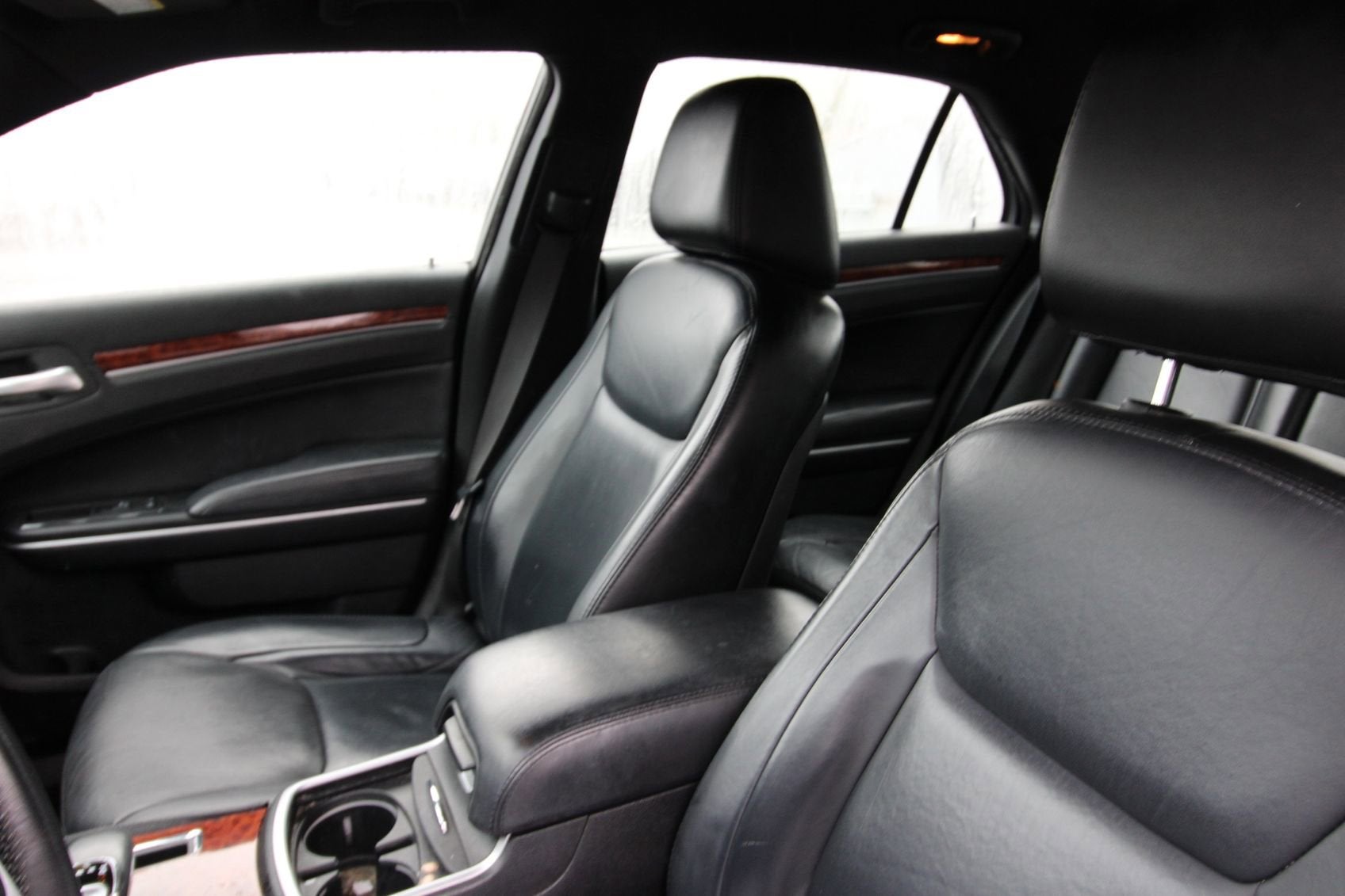 2014 Chrysler 300 BASE