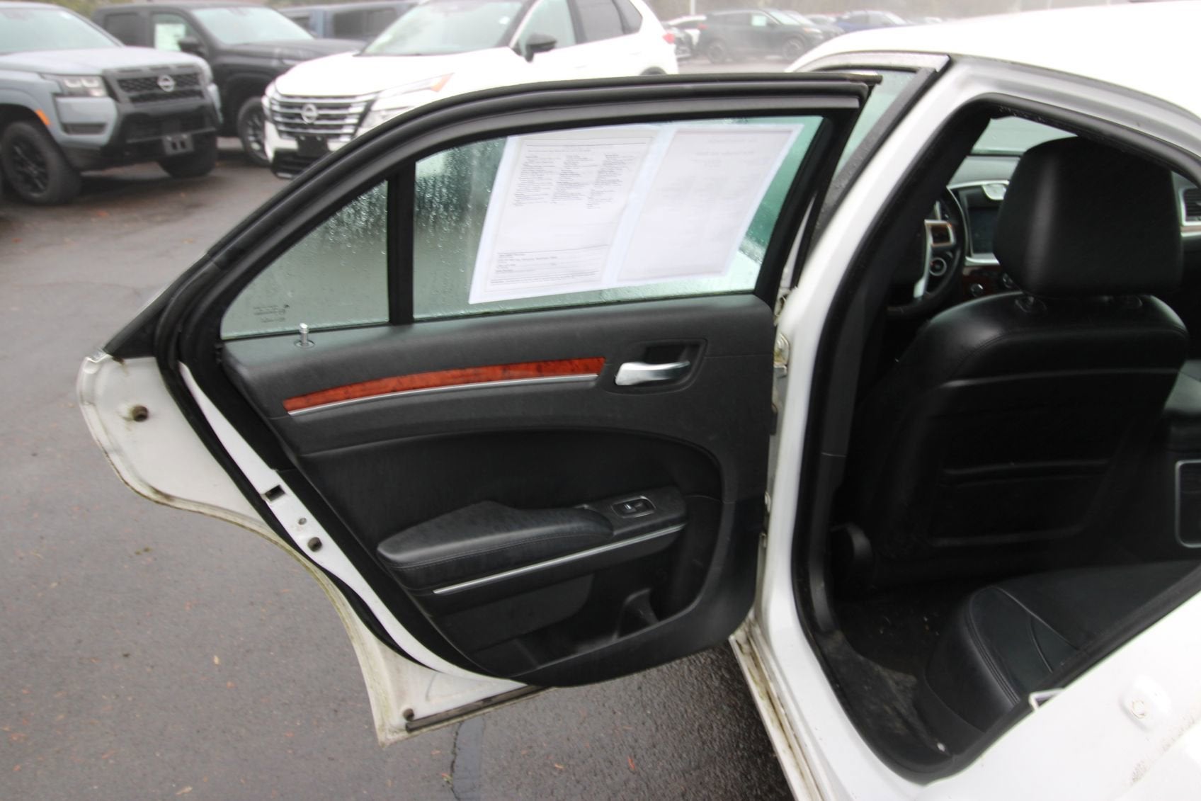 2014 Chrysler 300 BASE