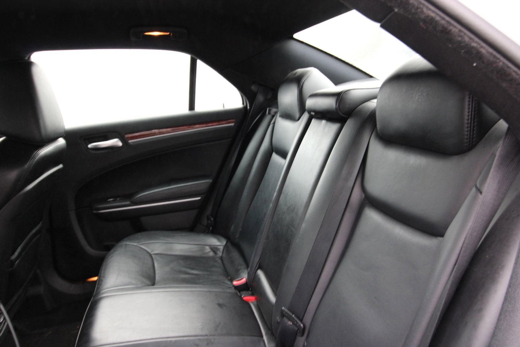 2014 Chrysler 300 BASE