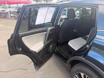 2017 Toyota RAV4 XLE