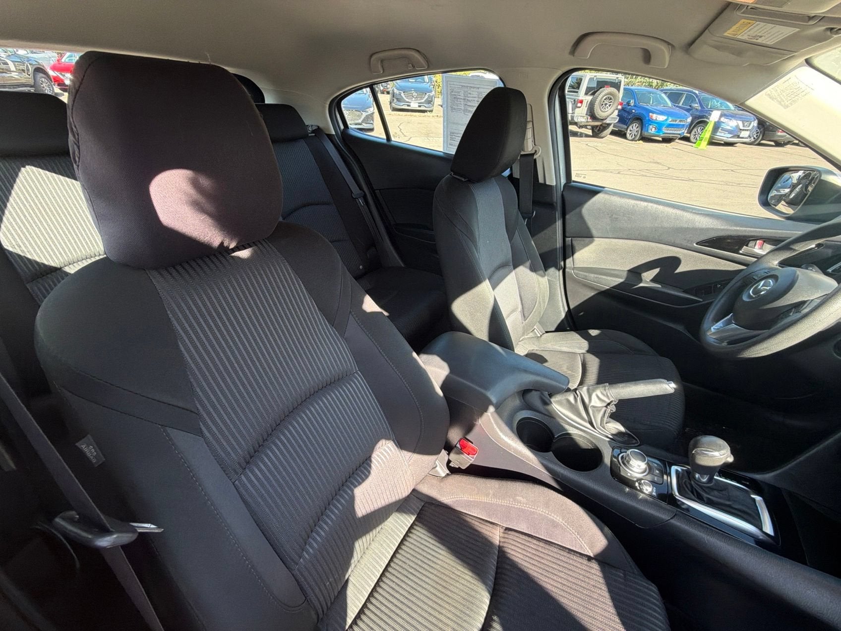 2016 Mazda Mazda3 Hatchback i Sport