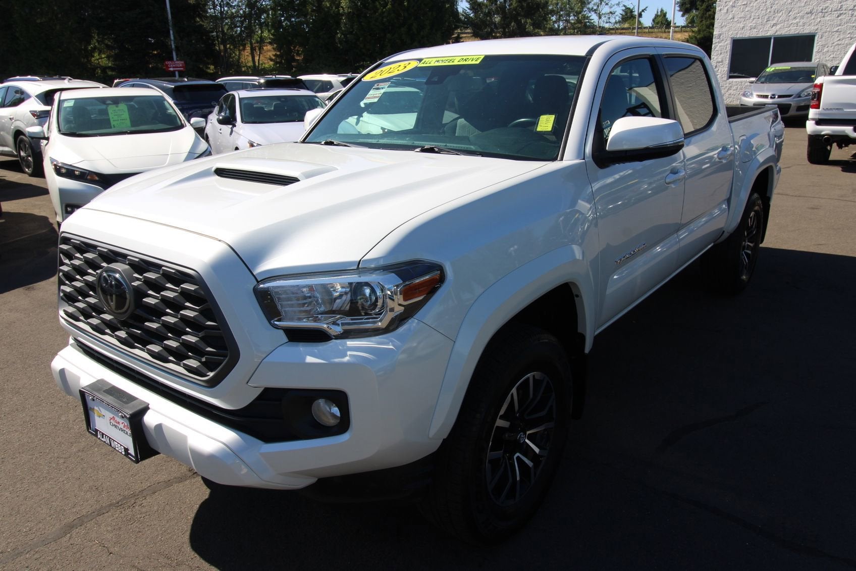 2023 Toyota Tacoma 4WD SR