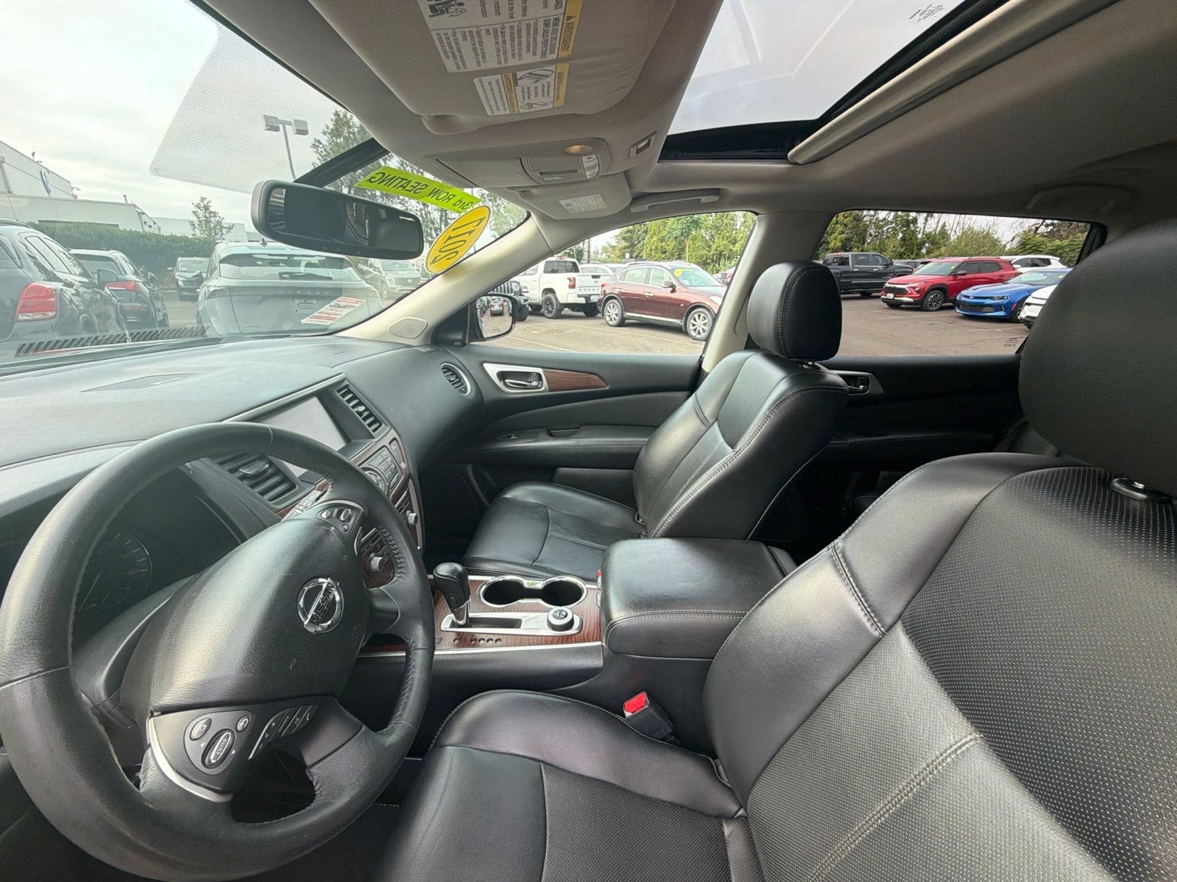 2017 Nissan Pathfinder Platinum