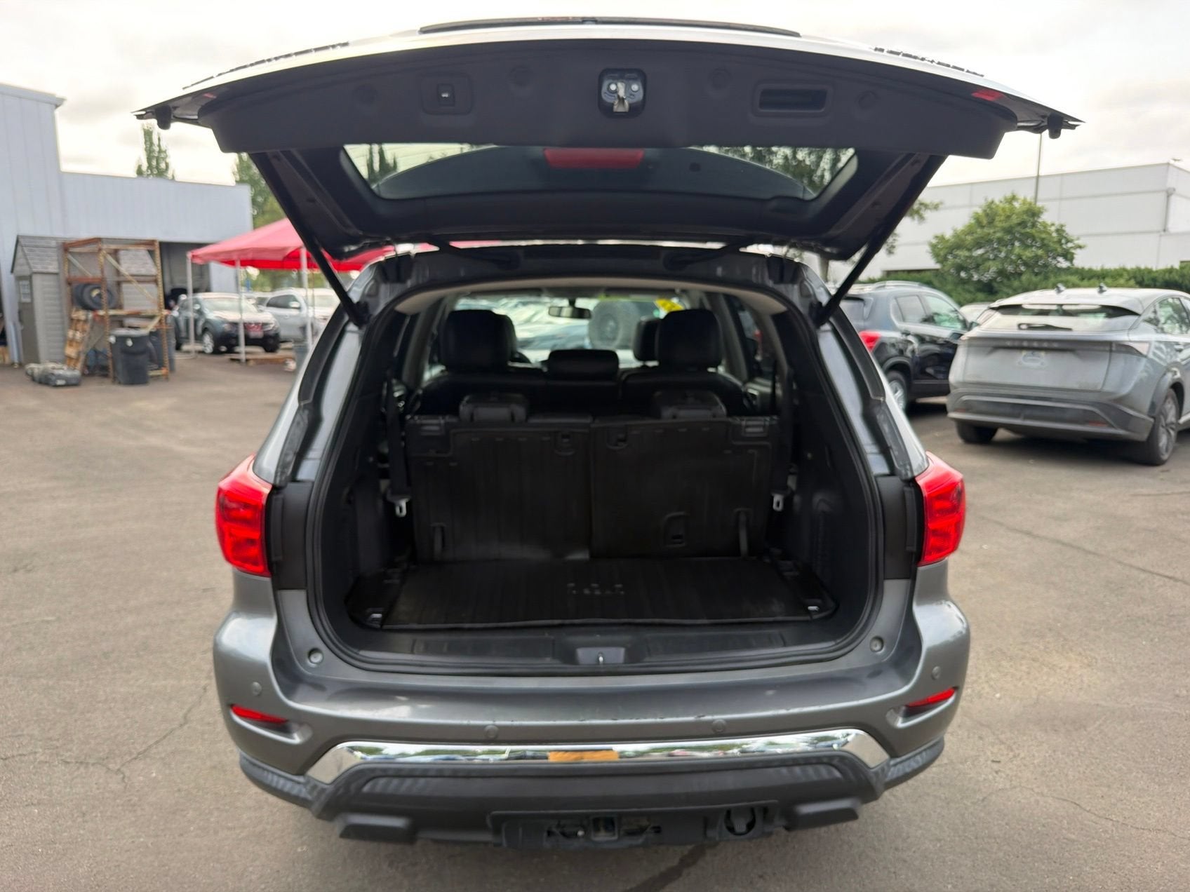 2017 Nissan Pathfinder Platinum