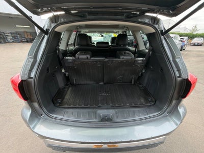 2017 Nissan Pathfinder Platinum
