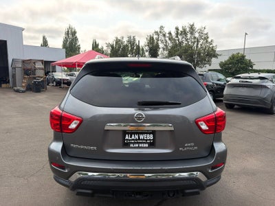 2017 Nissan Pathfinder Platinum