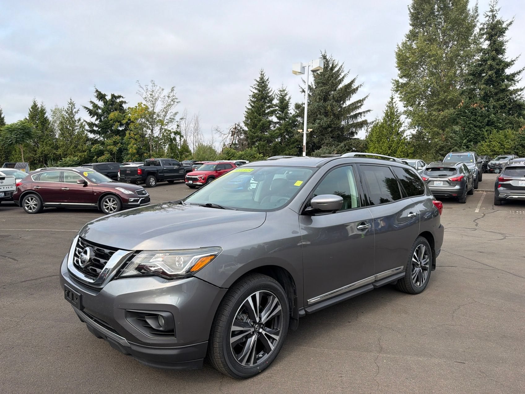 2017 Nissan Pathfinder Platinum