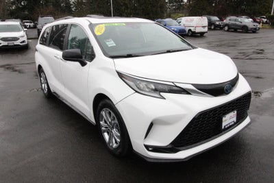 2022 Toyota Sienna XSE