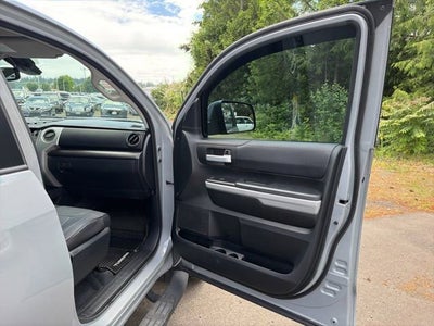 2019 Toyota Tundra SR5 5.7L V8