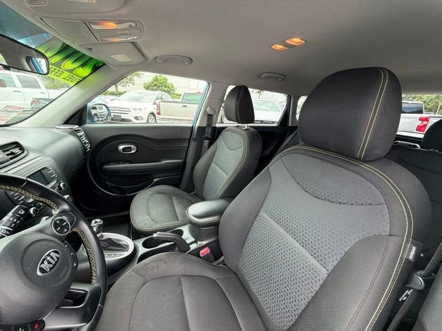 2016 Kia Soul +