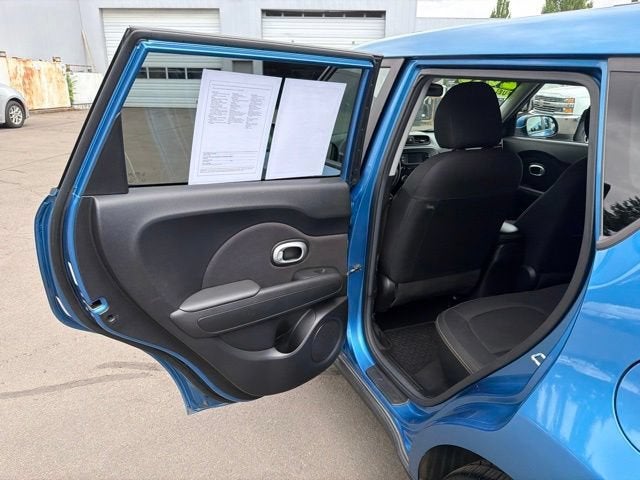 2016 Kia Soul +