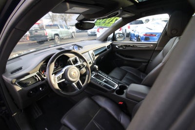 2018 Porsche Macan NA