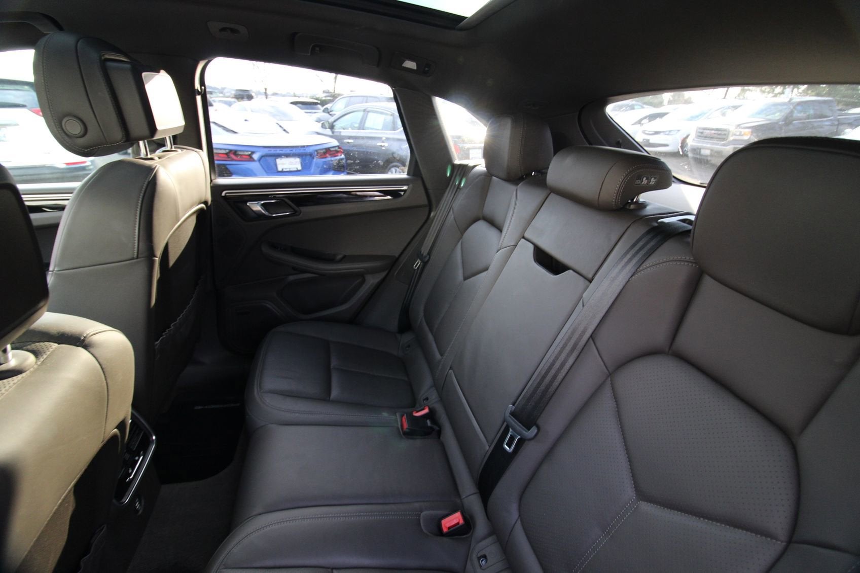 2018 Porsche Macan NA