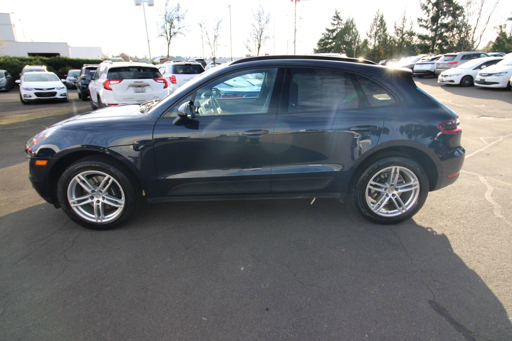 2018 Porsche Macan NA