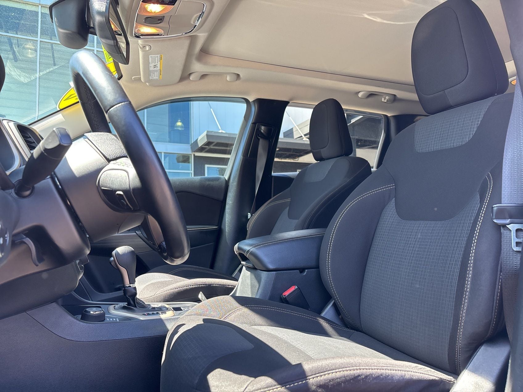 2016 Jeep Cherokee Altitude