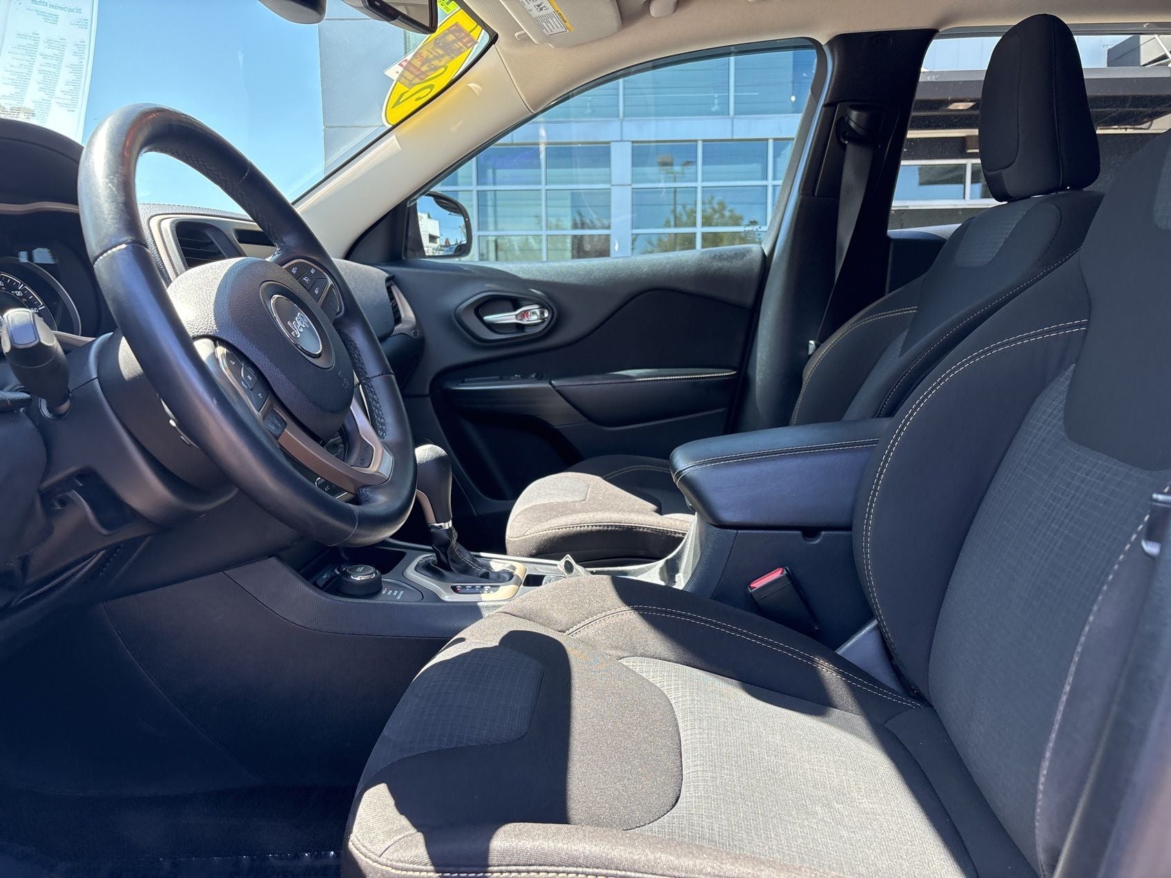 2016 Jeep Cherokee Altitude