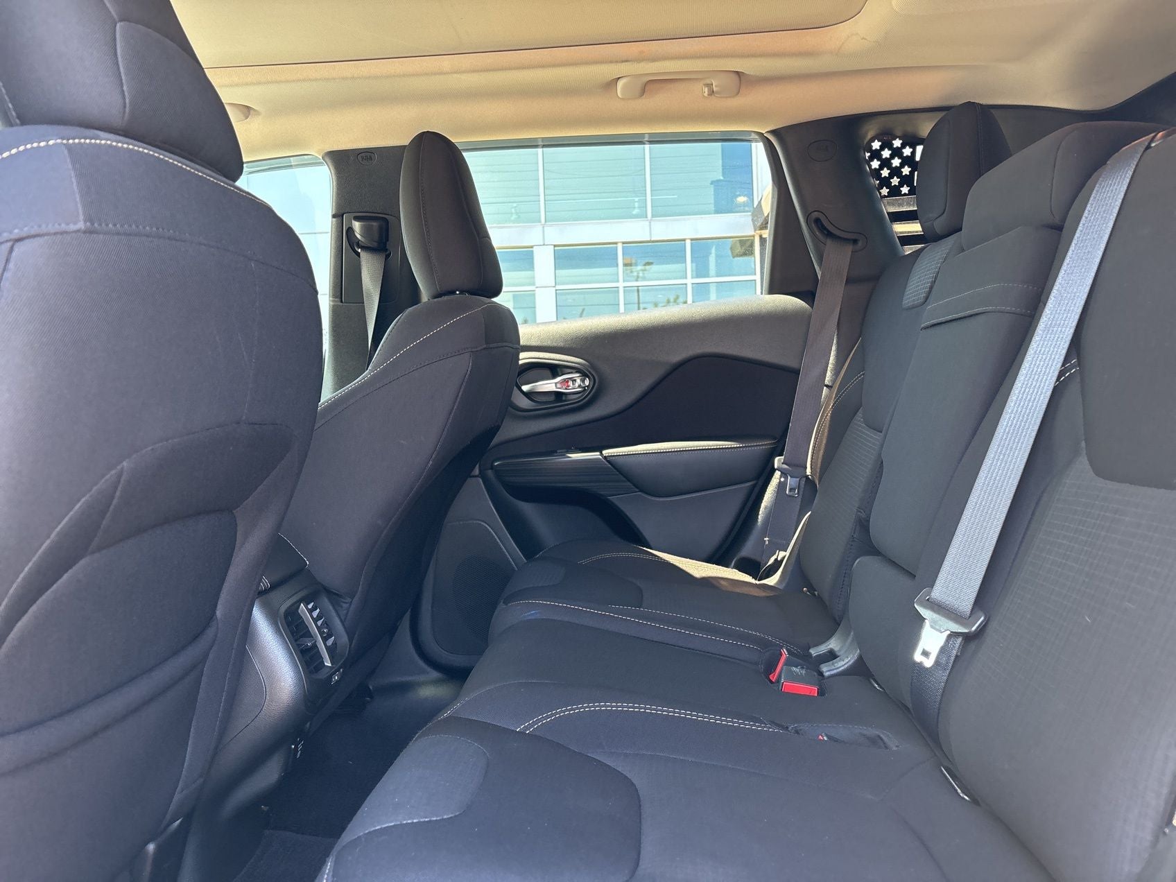 2016 Jeep Cherokee Altitude