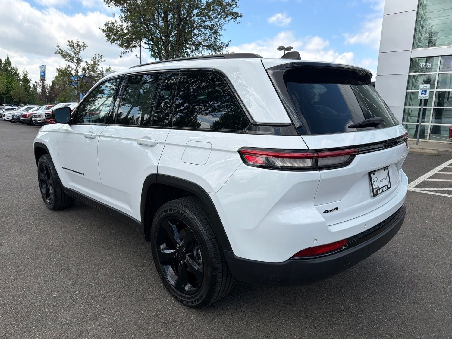 2023 Jeep Grand Cherokee Altitude X