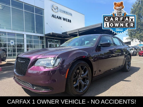 2021 Chrysler 300 Touring