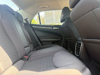 2021 Chrysler 300 Touring