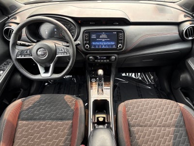 2021 Nissan Kicks SR