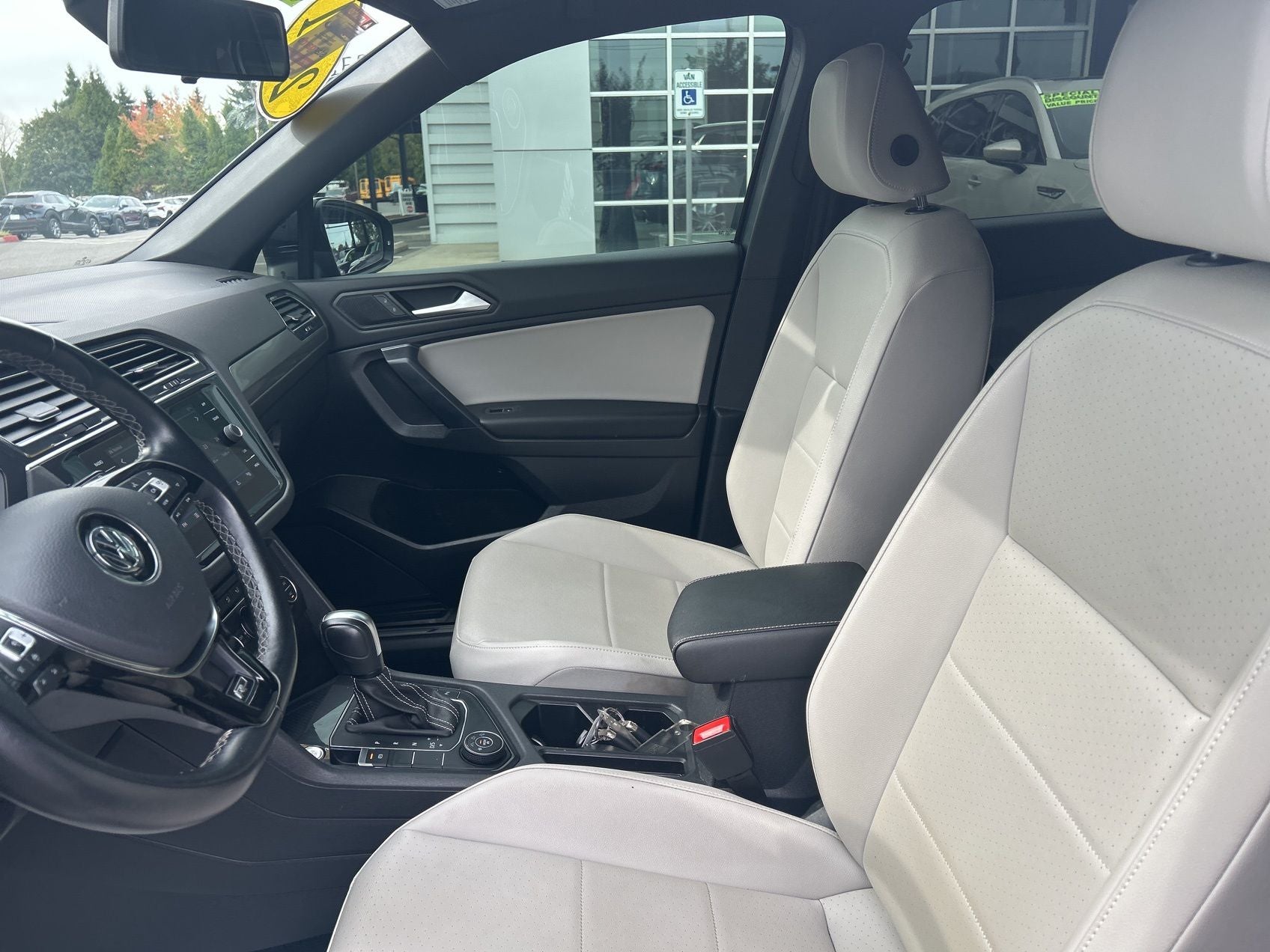 2021 Volkswagen Tiguan 2.0T SE R-Line Black