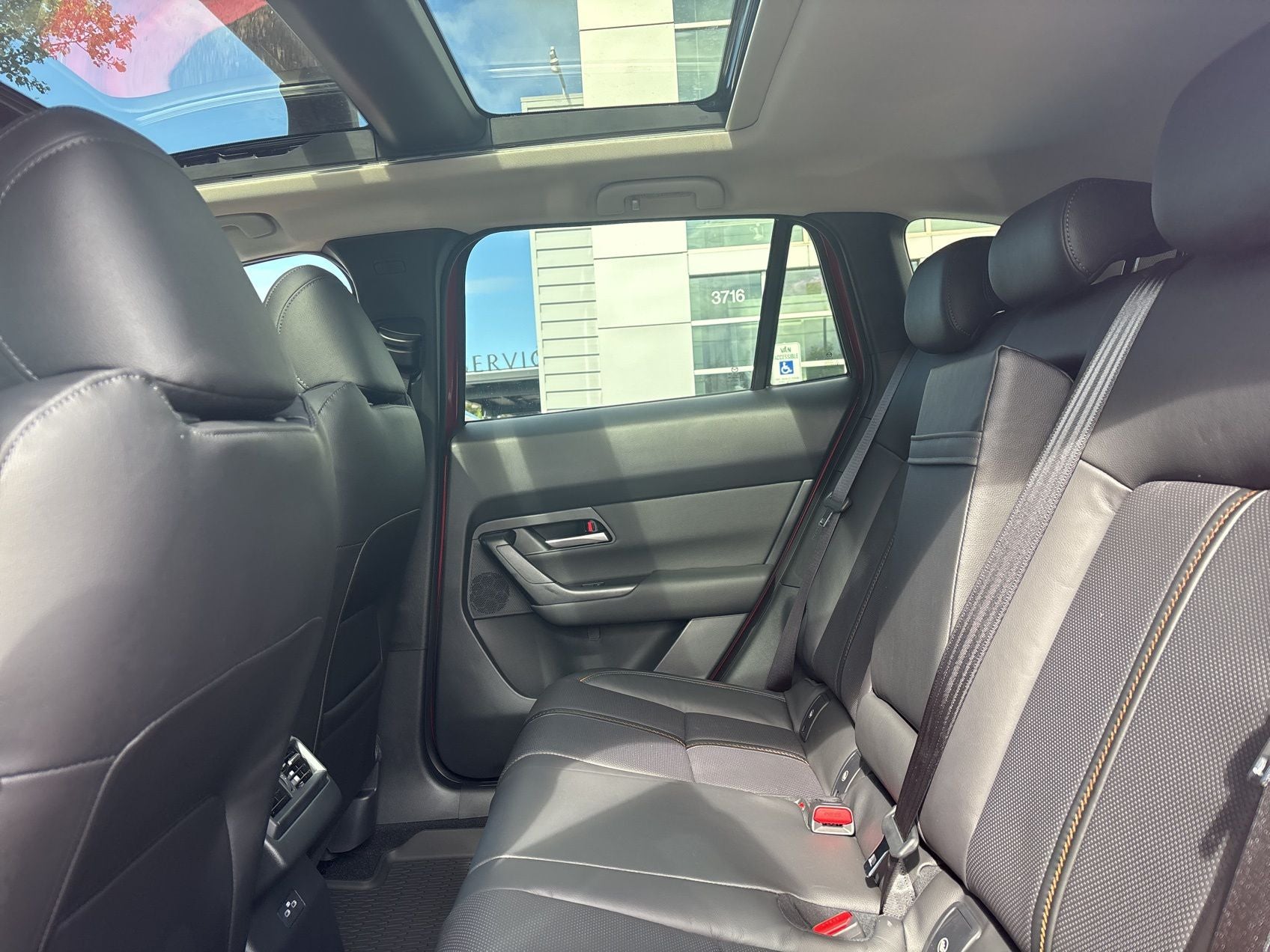 2025 Mazda Mazda CX-50 Hybrid Premium