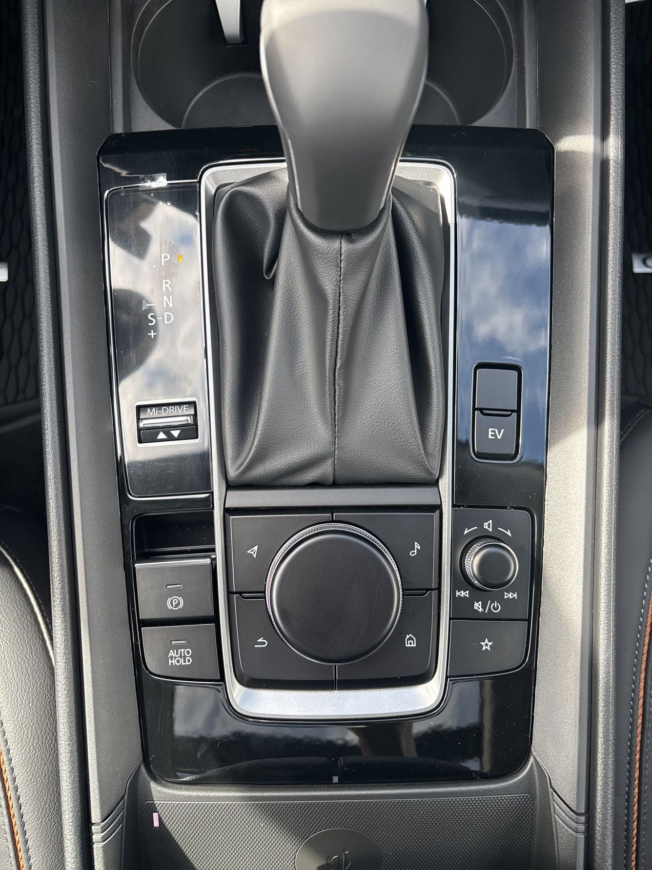 2025 Mazda Mazda CX-50 Hybrid Premium