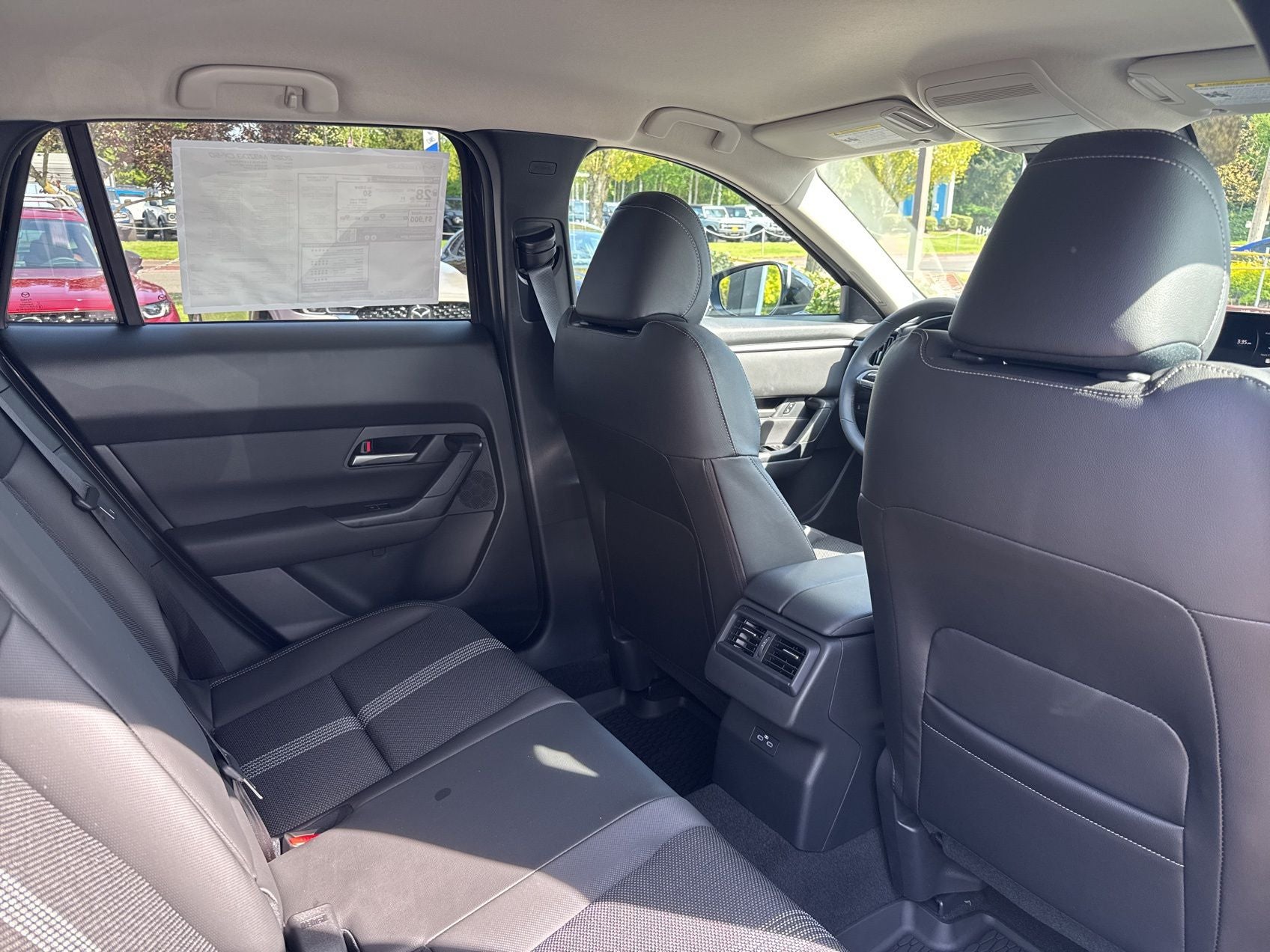 2025 Mazda Mazda CX-50 2.5 S Preferred Package