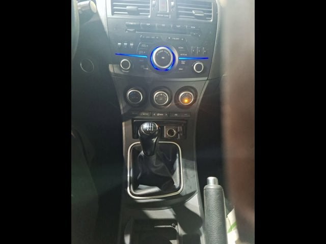 2013 Mazda Mazda3 i Touring