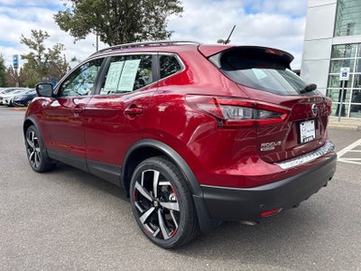 2022 Nissan Rogue Sport SL