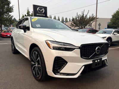 2023 Volvo XC60 B5 Plus Dark Theme